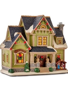 Holiday Time Light up 2025 Country Charm Residence New In Box
